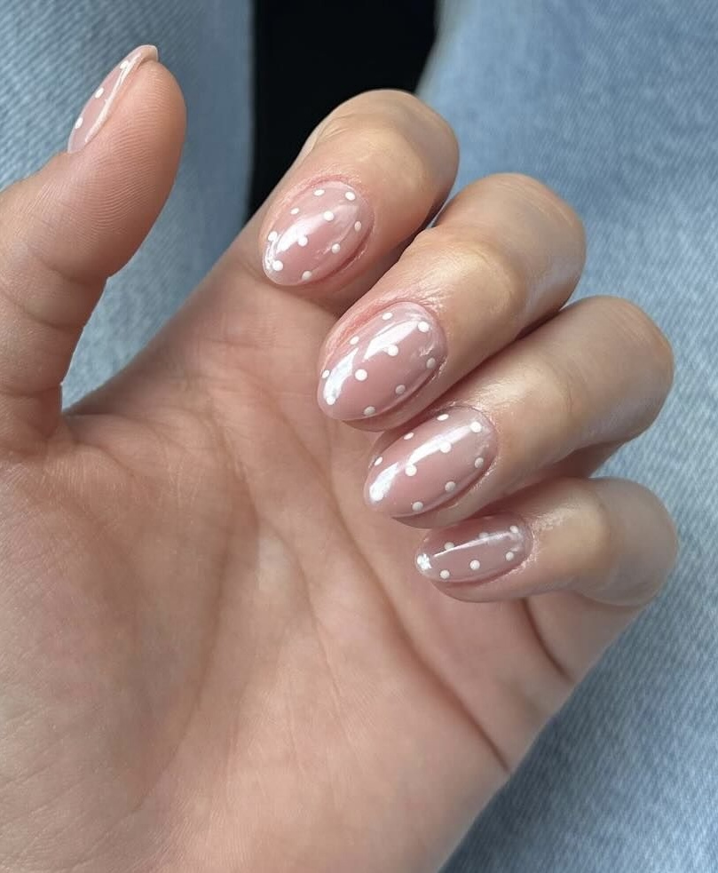 MODA NAILS & THREADING nail photo 1